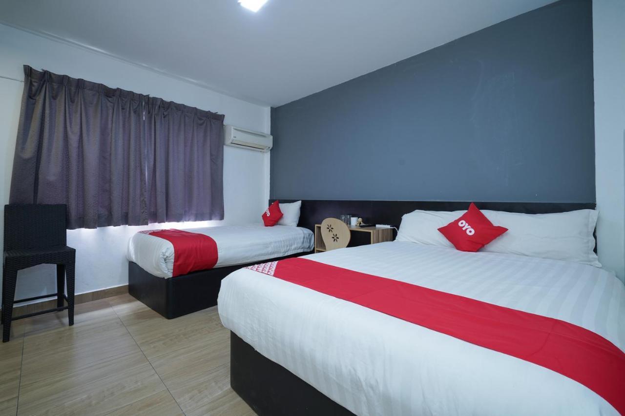 Oyo 90106 Sindbad Hotel كوالالمبور المظهر الخارجي الصورة