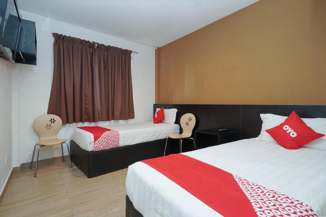 Oyo 90106 Sindbad Hotel كوالالمبور المظهر الخارجي الصورة